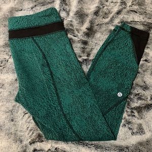 Lululemon tights